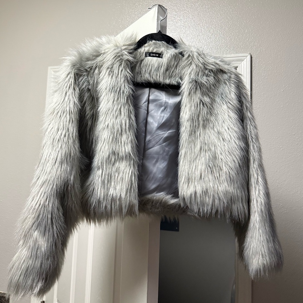 SHEIN Silver Gray Faux Fur Cropped Jacket